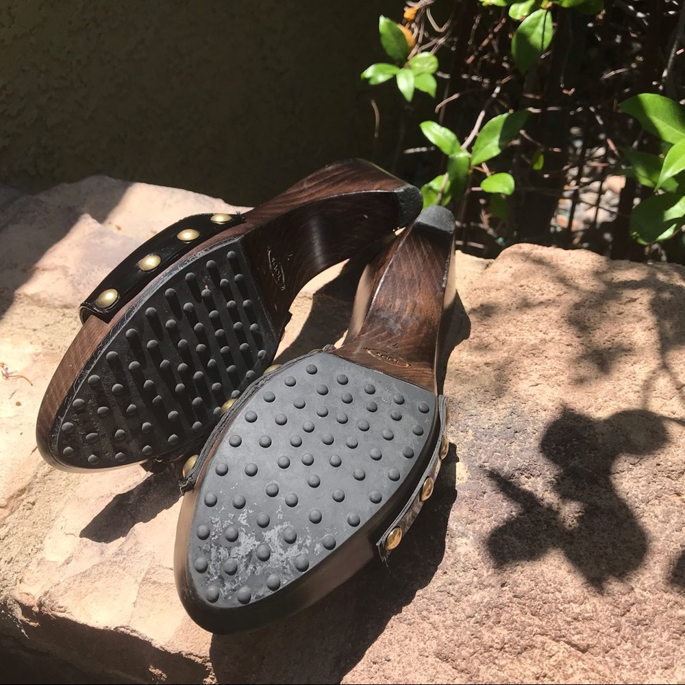 Tod’s Bow Accented wood slide Sandels - Picture 8 of 8
